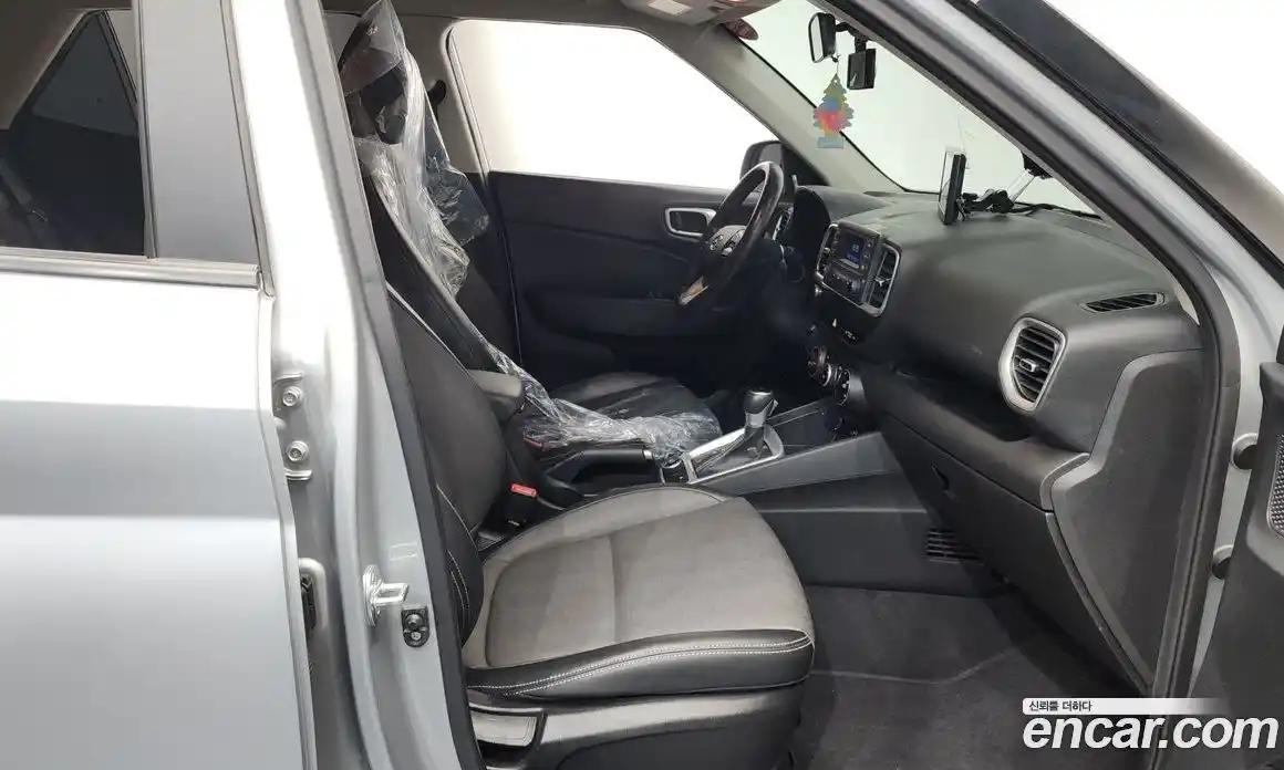 Hyundai Venue 2020 1.6 Автомат в Москве № 608389, фото 11