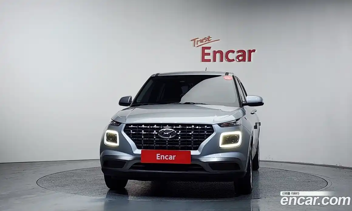 Hyundai Venue 2020 1.6 Автомат в Москве № 608389, фото 3