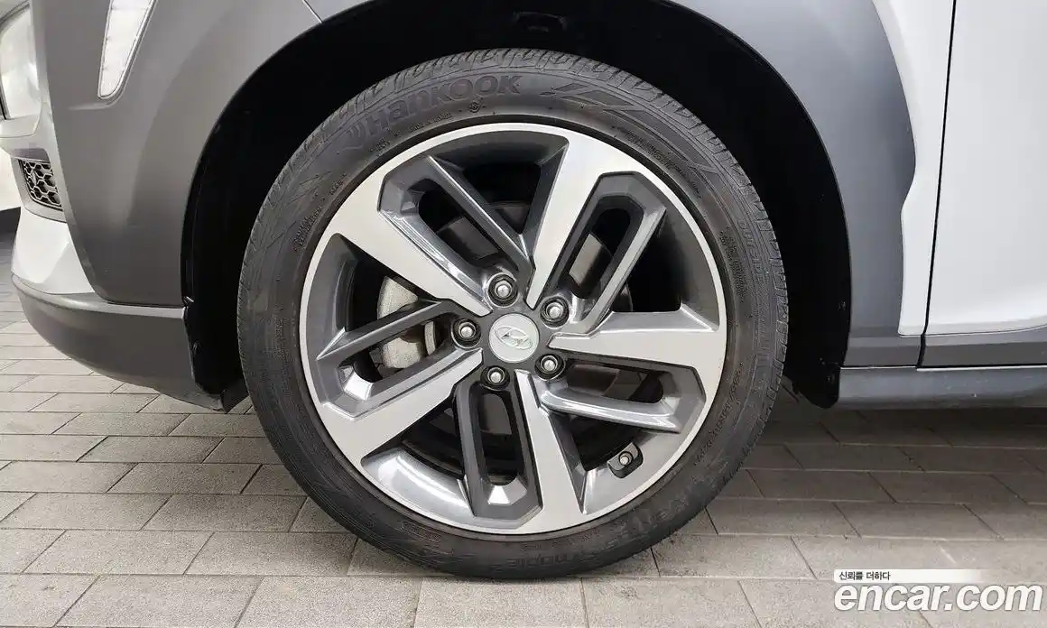 Hyundai Kona 2020 1.6 Автомат в Москве № 608618, фото 5