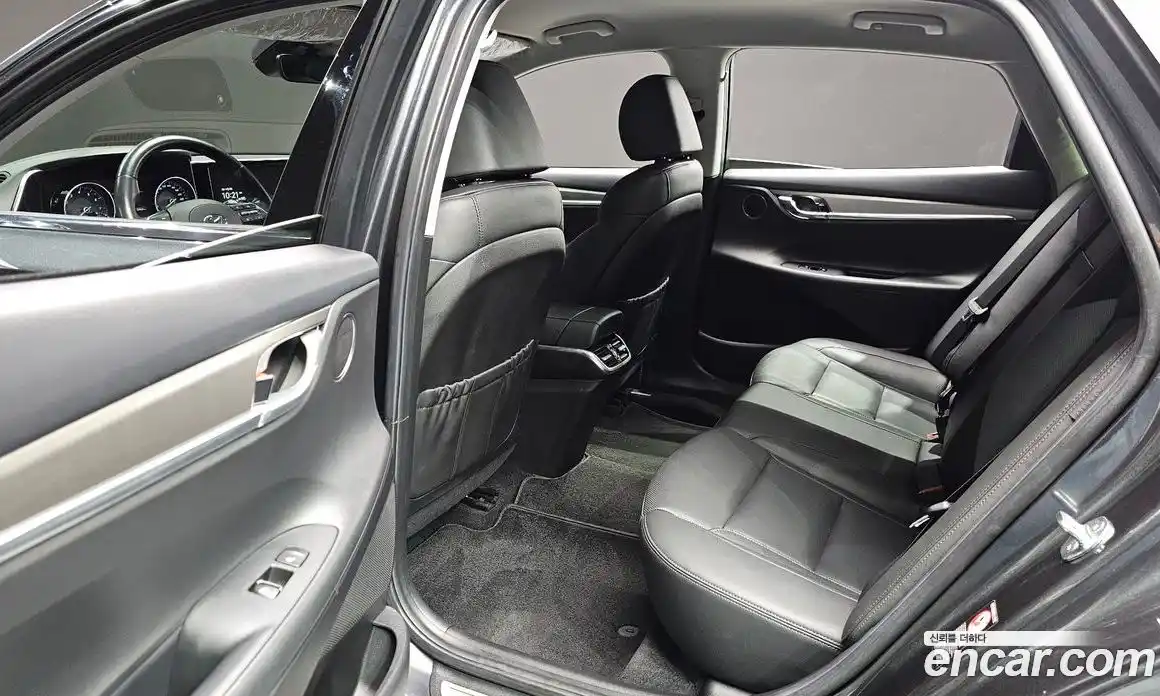 Hyundai Grandeur 2021 2.5 Автомат в Москве № 608662, фото 12