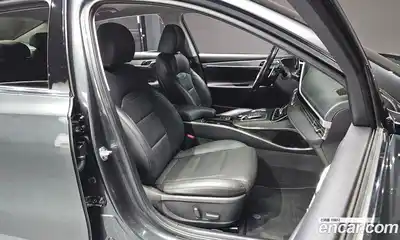 Hyundai Grandeur 2021 2.5 Автомат в Москве № 608662, миниатюра 10