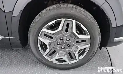 Hyundai Santa Fe 2023 1.6 Автомат в Москве № 608712, миниатюра 5