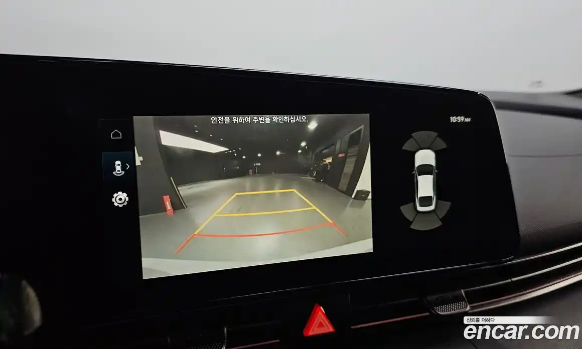 Hyundai Avante 2022 2.0 Механическая в Москве № 608731, фото 16