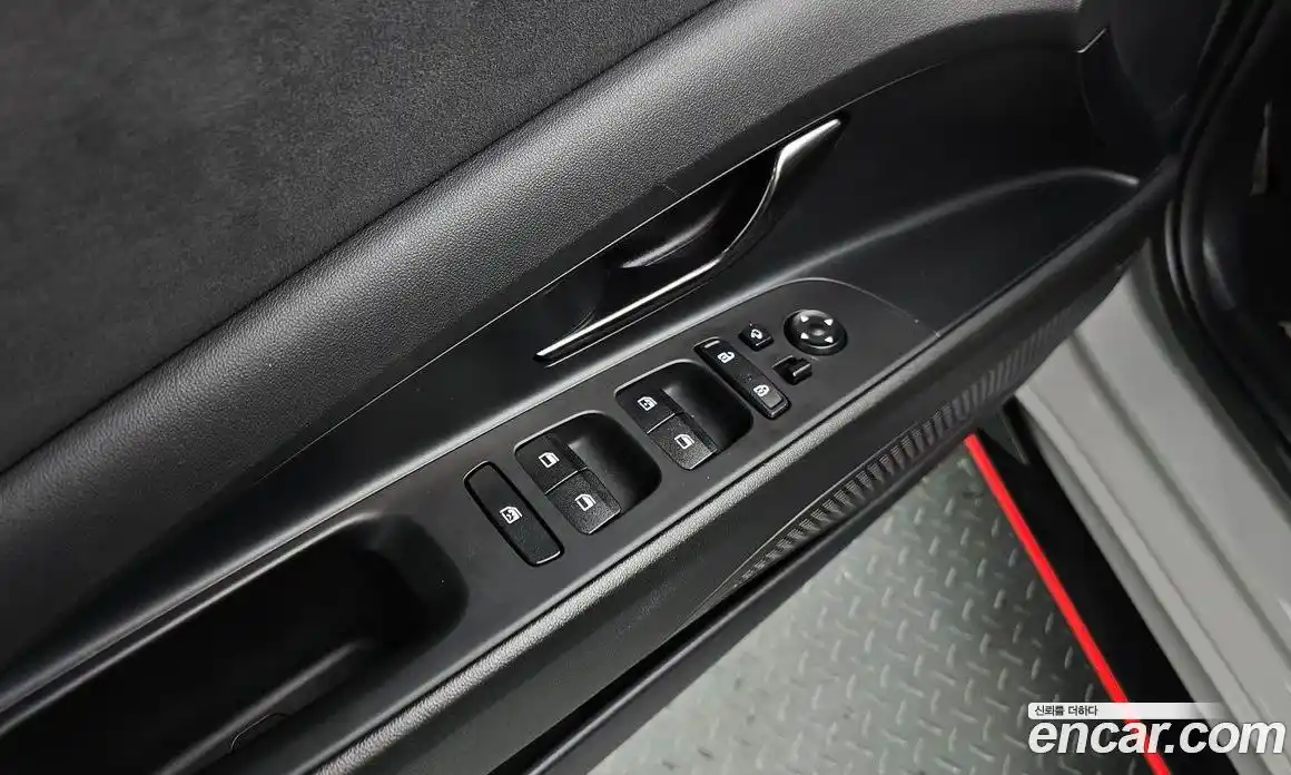 Hyundai Avante 2022 2.0 Механическая в Москве № 608731, фото 20