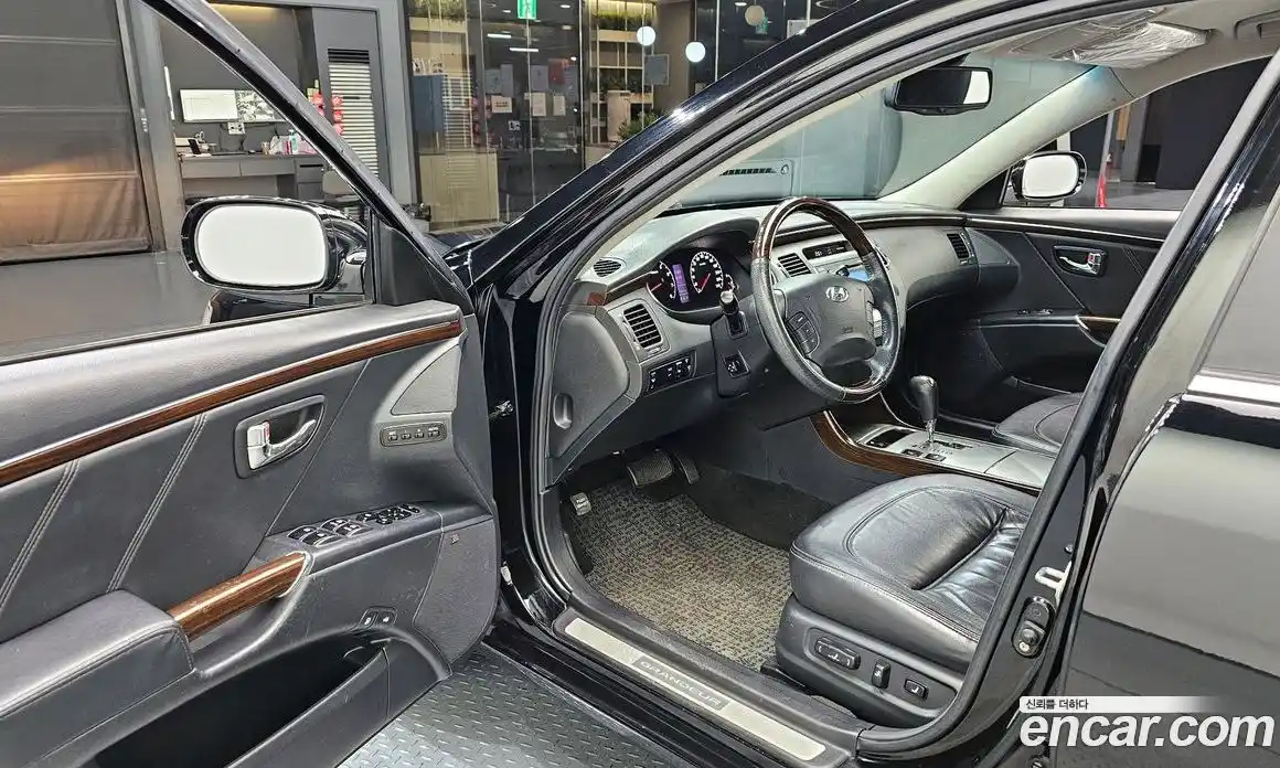 Hyundai Grandeur 2009 2.7 Автомат в Москве № 608739, фото 11