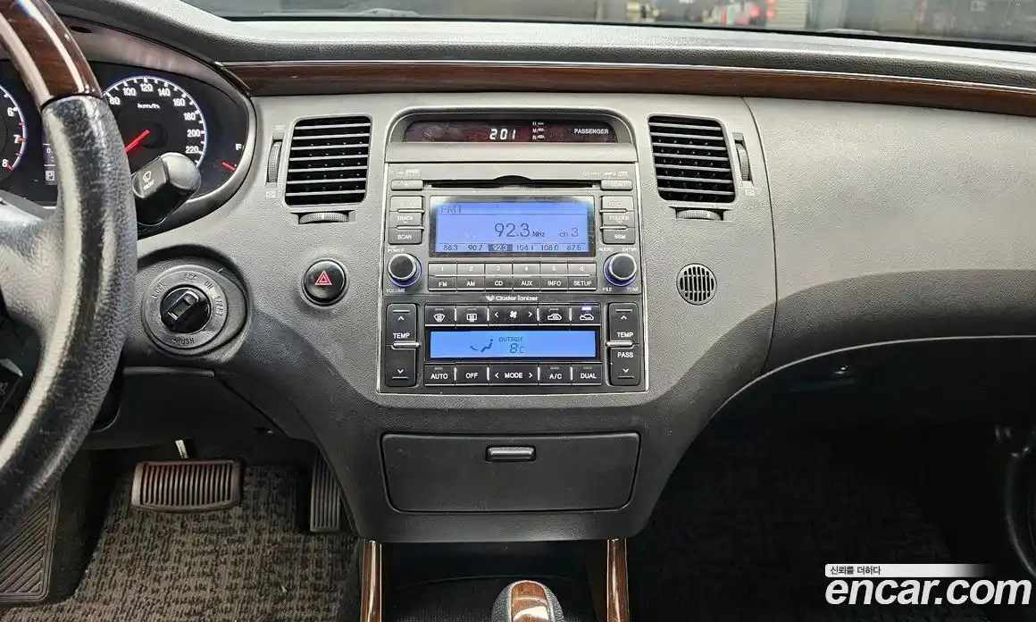 Hyundai Grandeur 2009 2.7 Автомат в Москве № 608739, фото 14