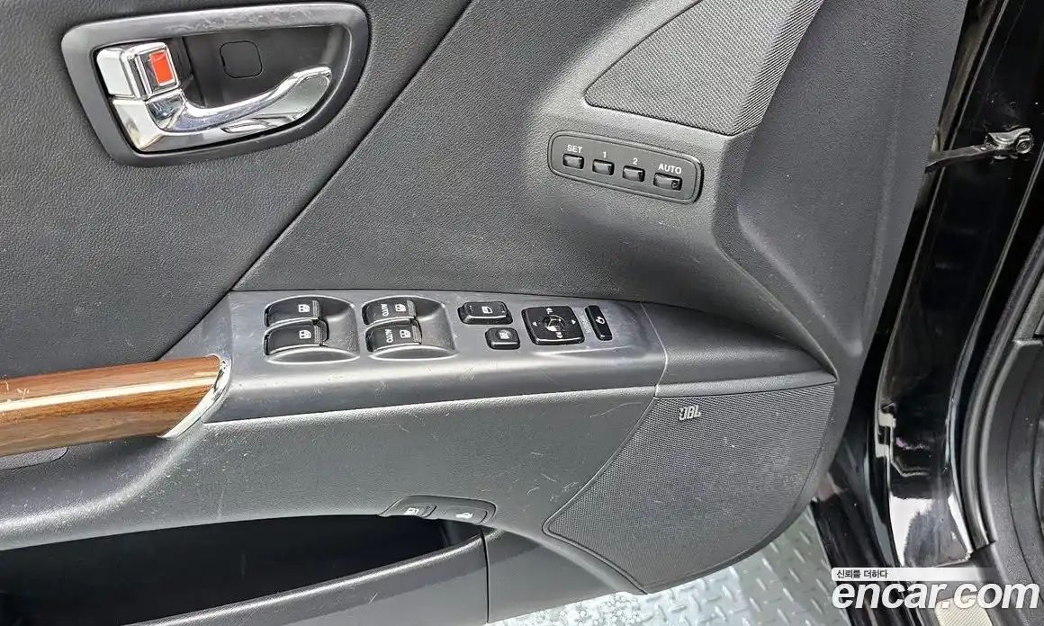 Hyundai Grandeur 2009 2.7 Автомат в Москве № 608739, фото 17