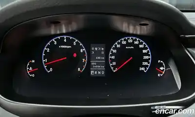 Hyundai Grandeur 2009 2.7 Автомат в Москве № 608739, миниатюра 8