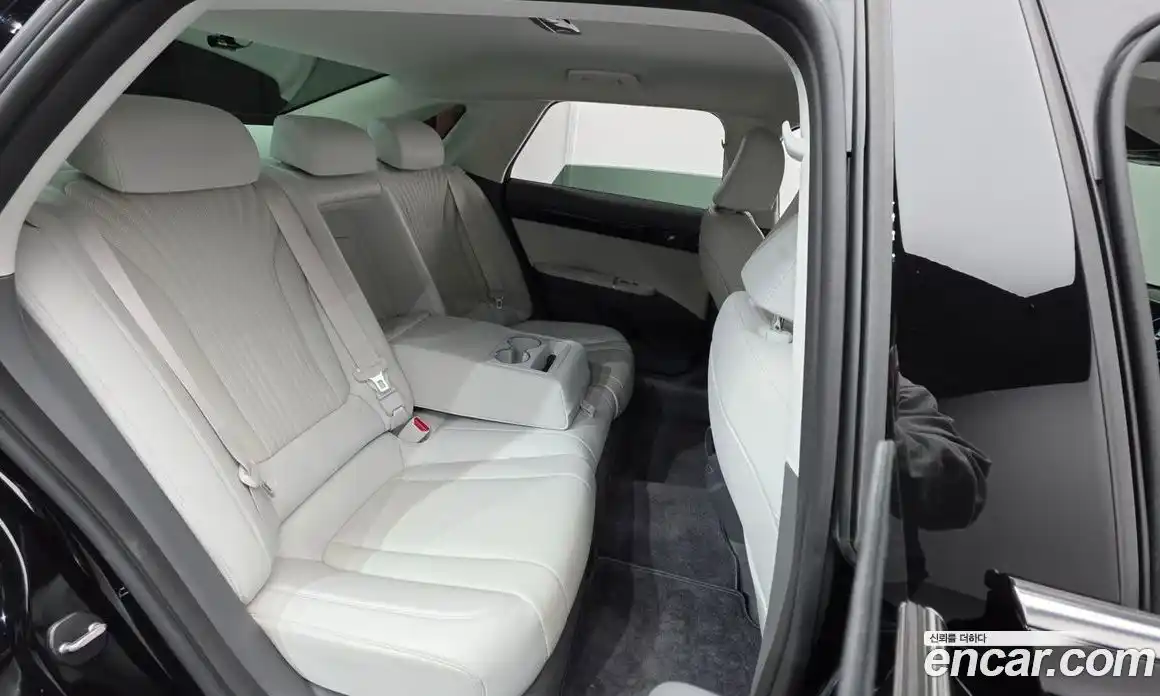 Hyundai Grandeur 2023 3.5 Автомат в Москве № 608895, фото 19