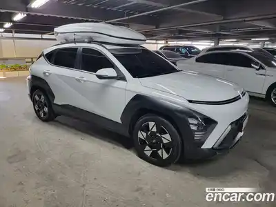 Hyundai Kona 2023 1.6 Автомат в Москве № 609205, миниатюра 4