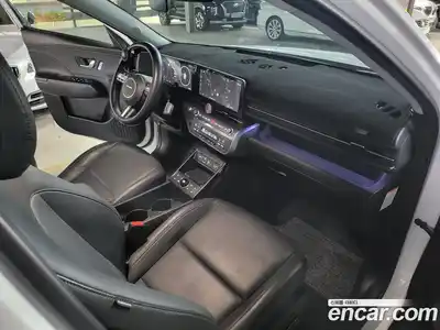 Hyundai Kona 2023 1.6 Автомат в Москве № 609205, миниатюра 8
