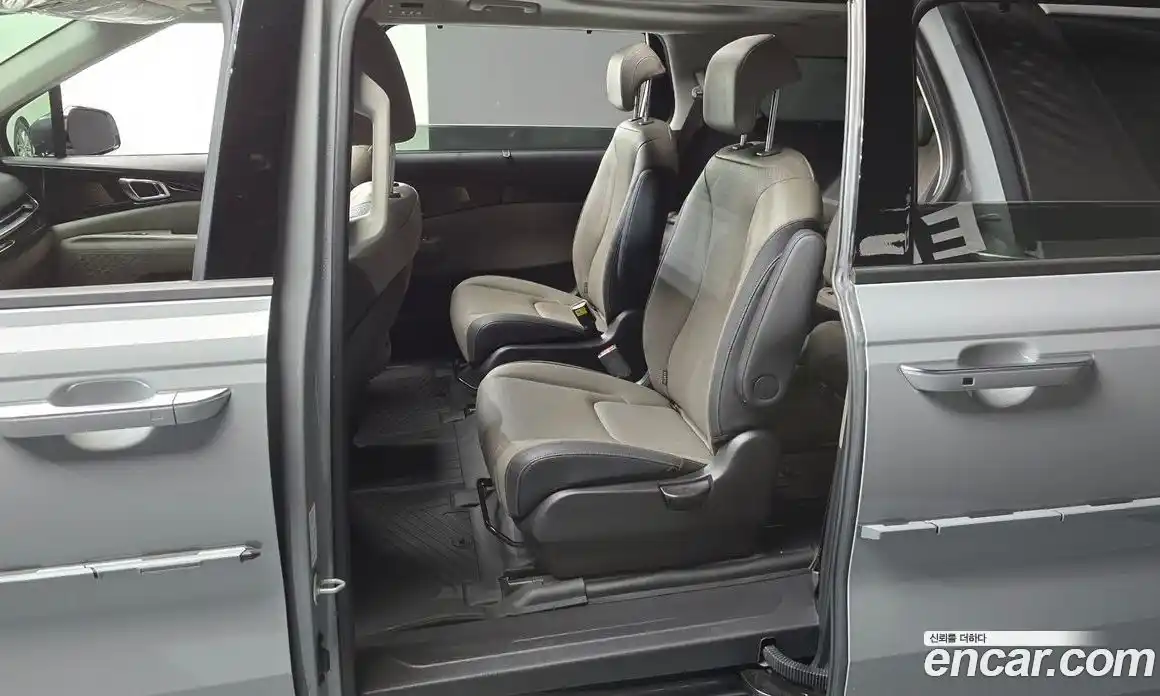 Kia Canival 2026 3.5 Автомат в Москве № 609385, фото 11