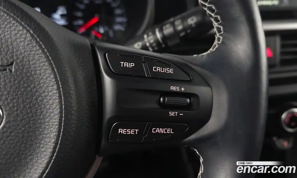 Kia Morning 2020 1.0 Автомат в Москве № 609390, фото 14