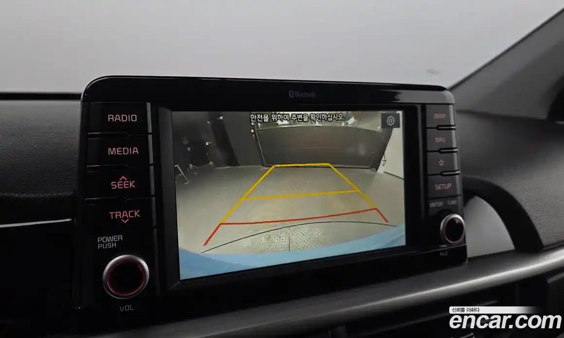 Kia Morning 2020 1.0 Автомат в Москве № 609390, фото 16