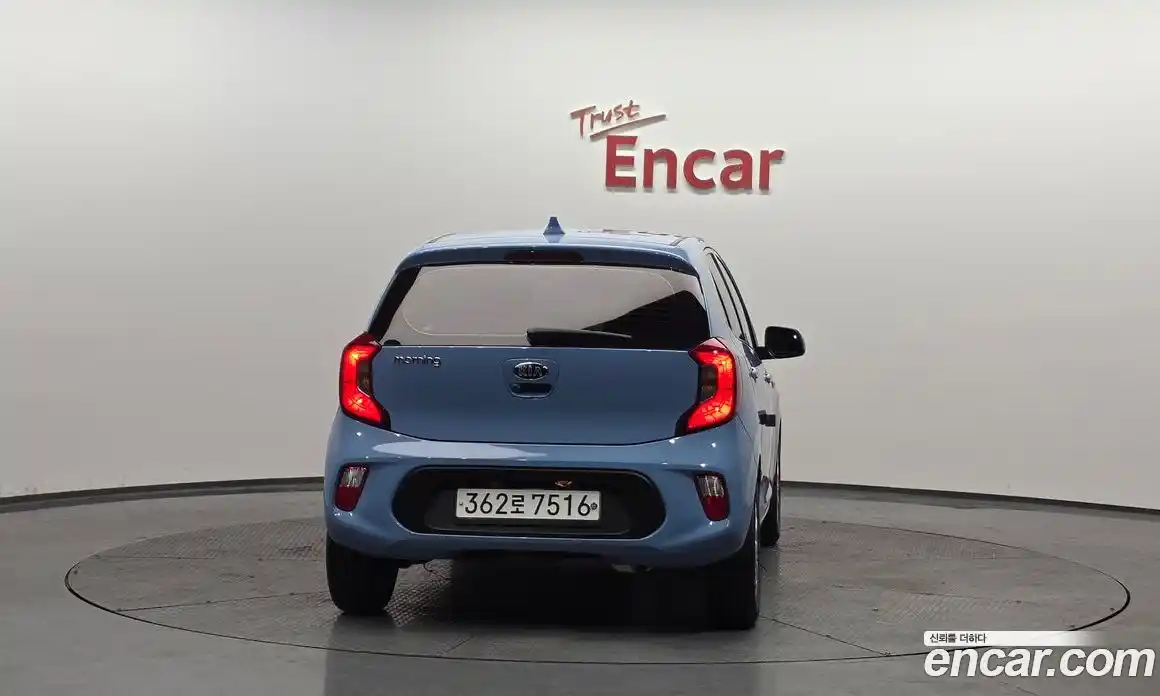 Kia Morning 2020 1.0 Автомат в Москве № 609390, фото 3