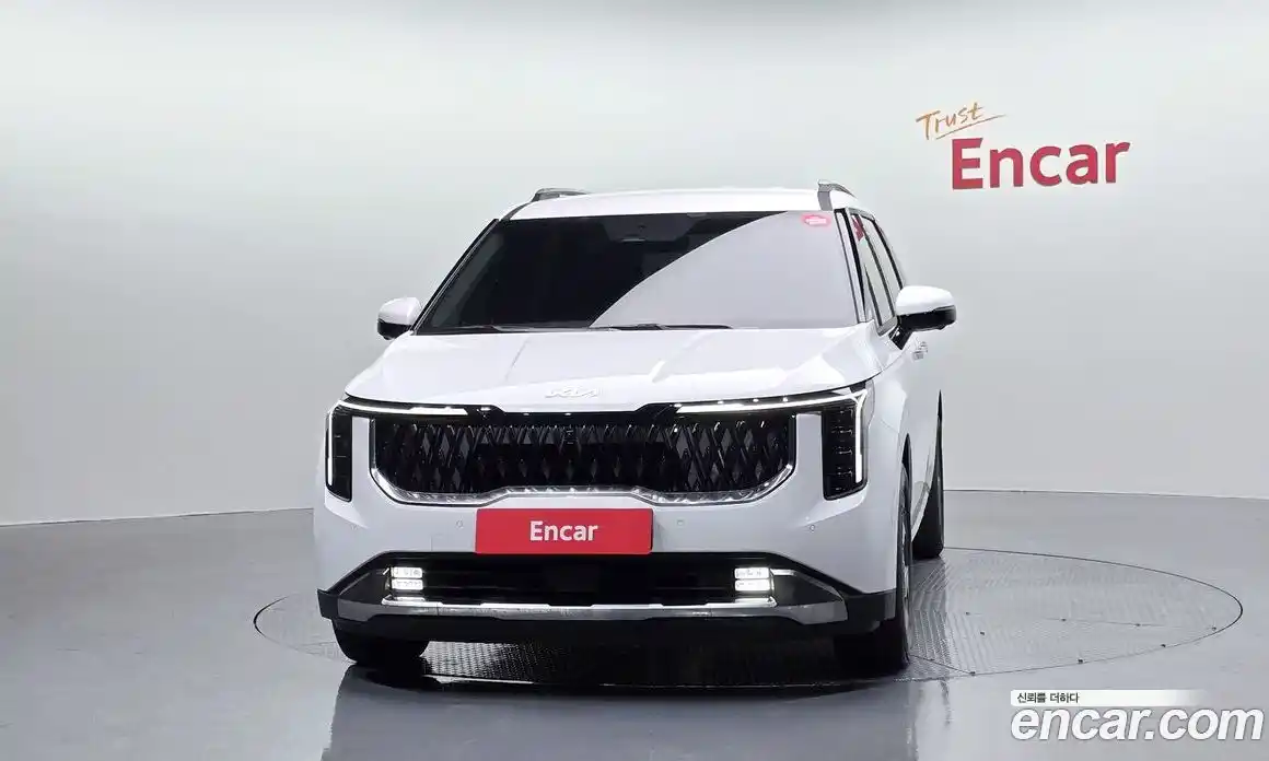 Kia Canival 2025 1.6 Автомат в Москве № 609442, фото 3