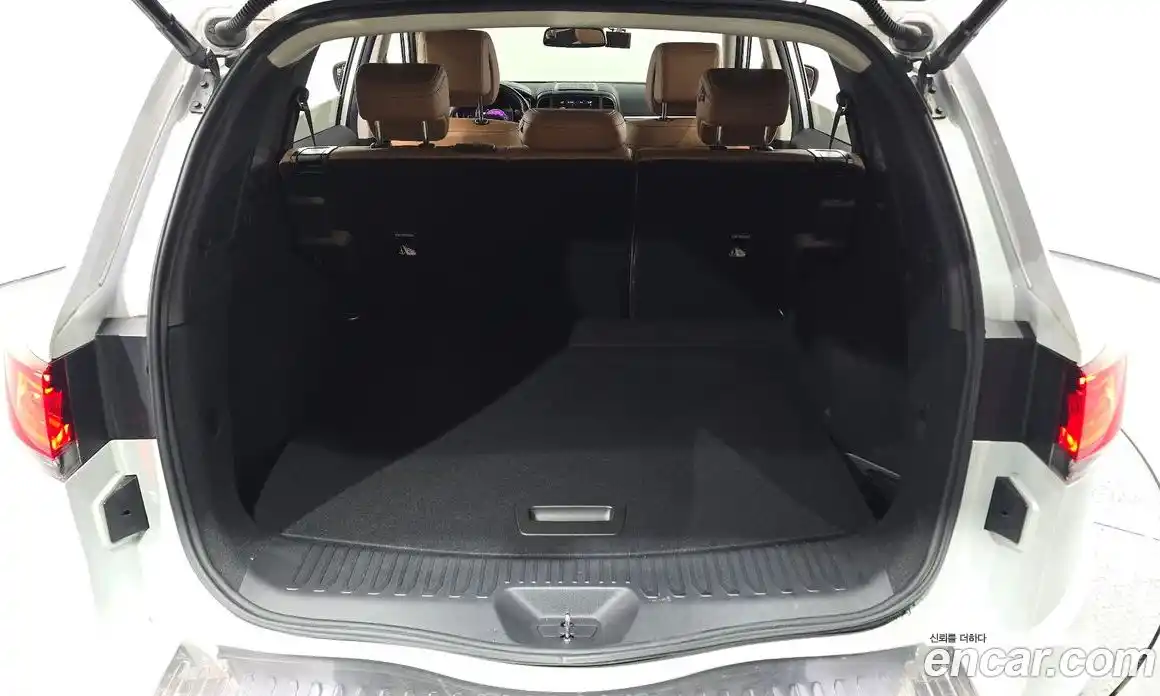 Renault QM6 2024 2.0 Автомат в Москве № 609728, фото 20