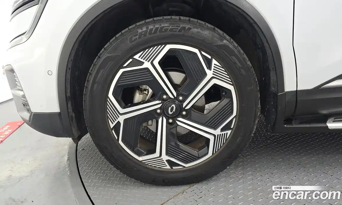 Renault QM6 2024 2.0 Автомат в Москве № 609728, фото 5