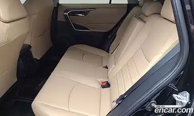 Toyota RAV4 2025 2.5 Автомат в Москве № 609878, миниатюра 11