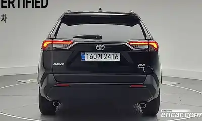 Toyota RAV4 2025 2.5 Автомат в Москве № 609878, миниатюра 4