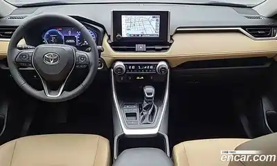 Toyota RAV4 2025 2.5 Автомат в Москве № 609878, миниатюра 9