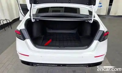 Honda Accord 2024 2.0 Автомат в Москве № 609955, миниатюра 5