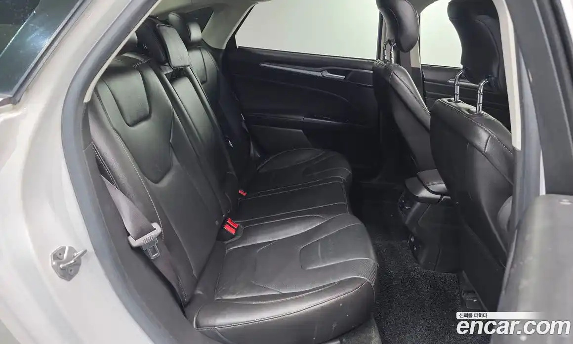 Ford Fusion 2013 2.0 Автомат в Москве № 610254, фото 12