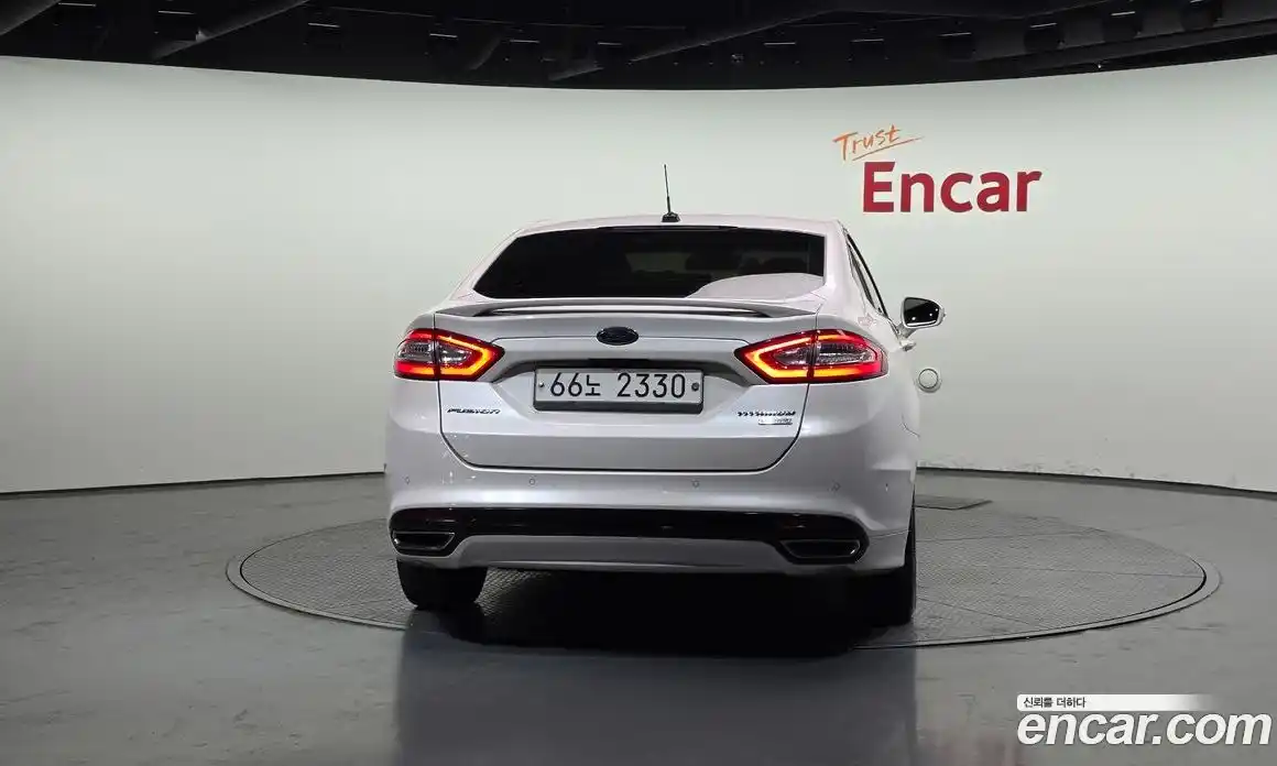 Ford Fusion 2013 2.0 Автомат в Москве № 610254, фото 4