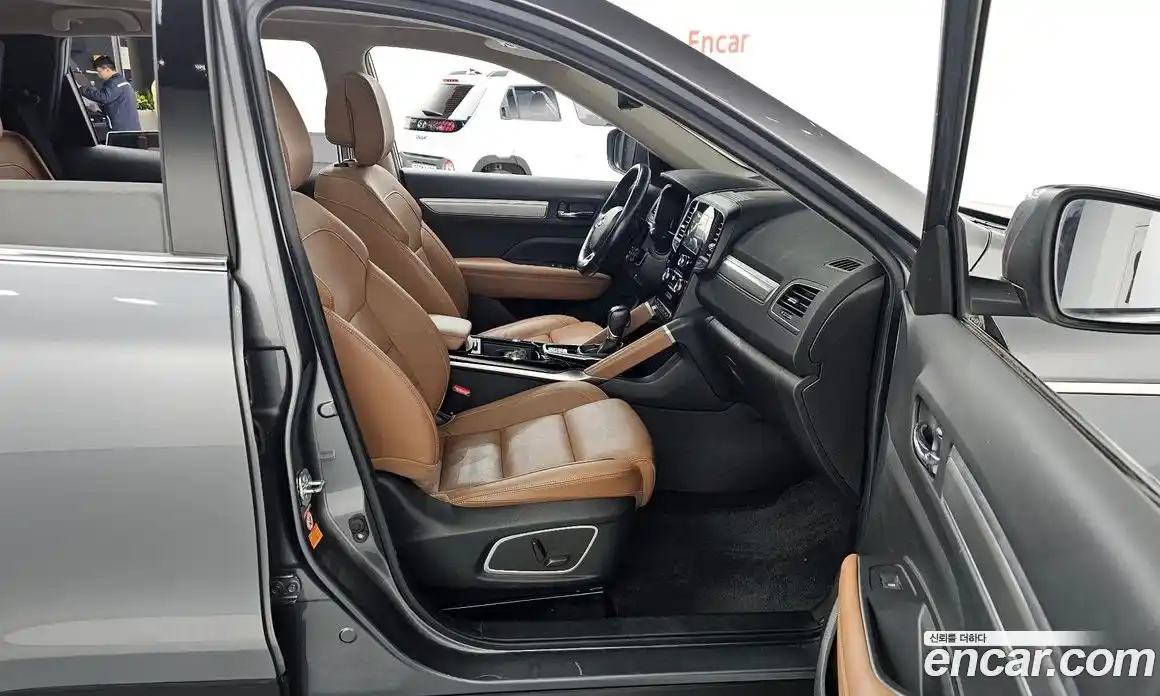 Renault QM6 2021 2.0 Автомат в Москве № 610306, фото 11