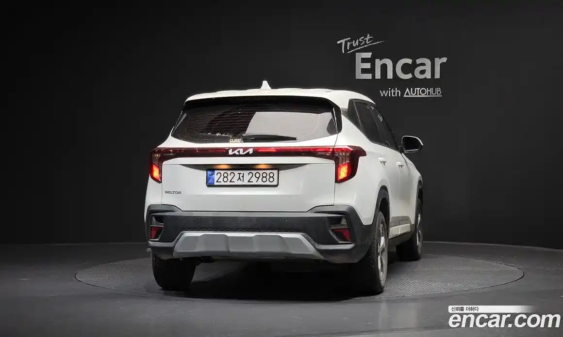 Kia Seltos 2025 2.0 Автомат в Москве № 611145, фото 4