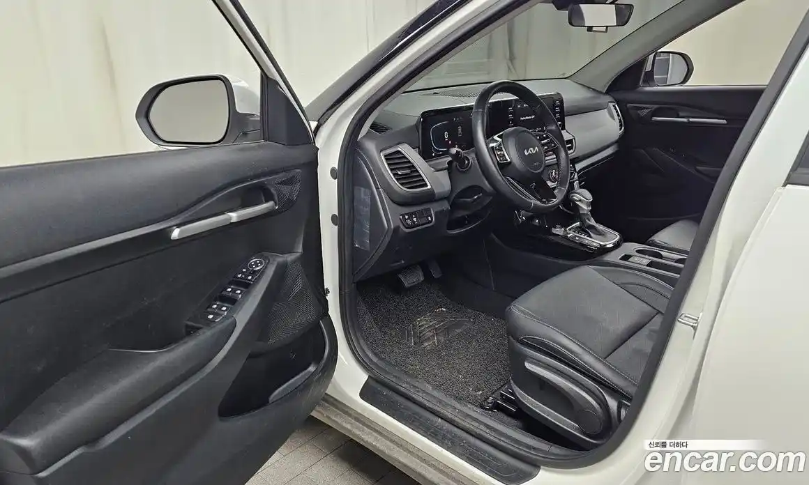 Kia Seltos 2025 2.0 Автомат в Москве № 611145, фото 10