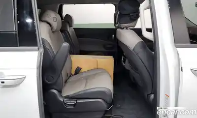 Kia Canival 2025 1.6 Автомат в Москве № 611230, миниатюра 12