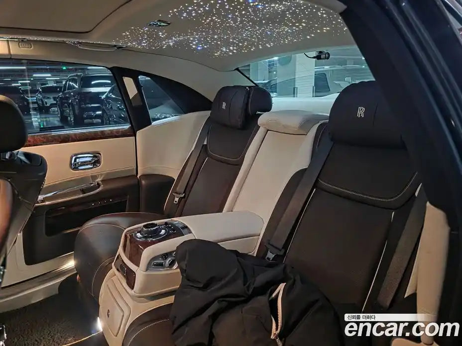 Rolls-Royce Ghost 2018 6.6 Автомат в Москве № 611874, фото 7