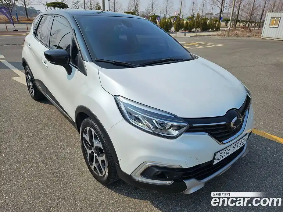 Renault QM3 2018 1.5 Автомат в Москве № 612483, фото 3