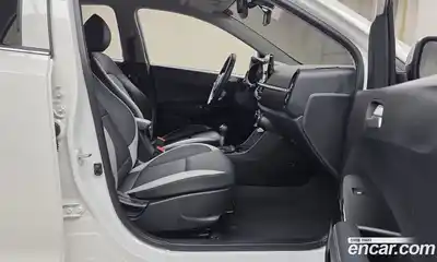 Kia Morning 2023 1.0 Автомат в Москве № 612617, миниатюра 11