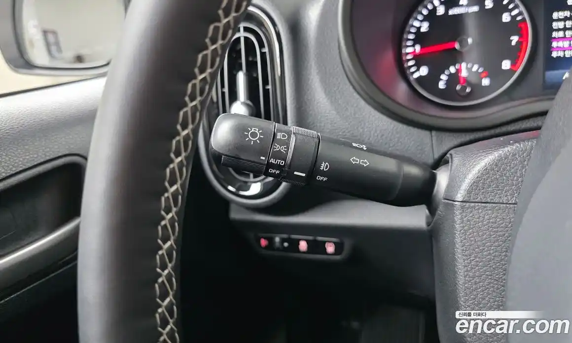 Kia Morning 2023 1.0 Автомат в Москве № 612617, фото 18