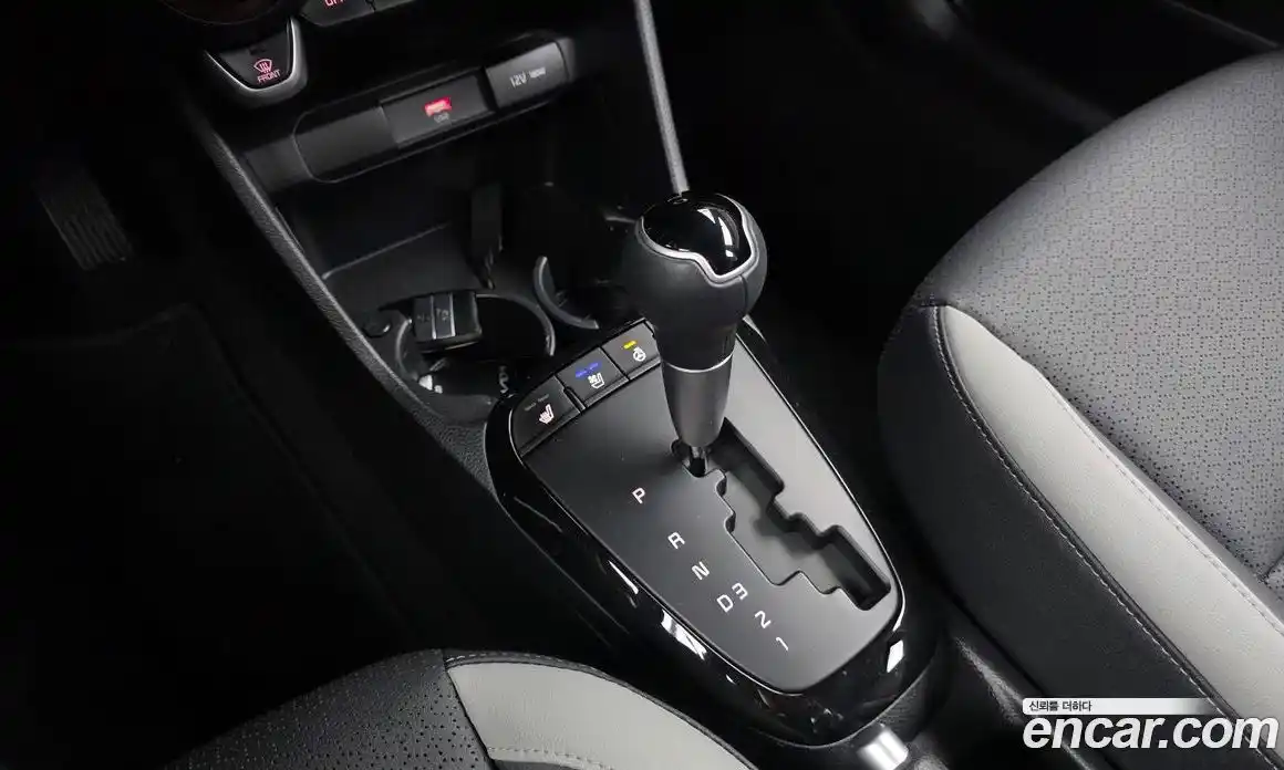 Kia Morning 2023 1.0 Автомат в Москве № 612617, фото 9