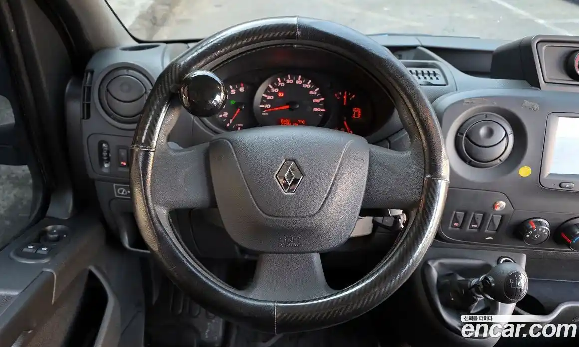 Renault Master 2019 2.3 Механическая в Москве № 612994, фото 15