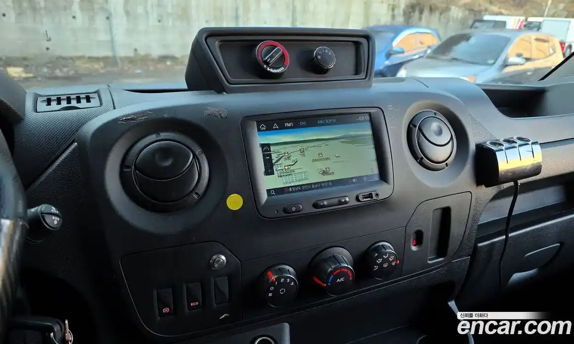 Renault Master 2019 2.3 Механическая в Москве № 612994, фото 16