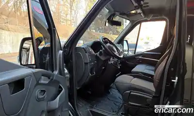 Renault Master 2019 2.3 Механическая в Москве № 612994, миниатюра 10