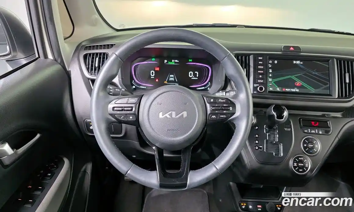 Kia Ray 2023 1.0 Автомат в Москве № 613060, фото 13