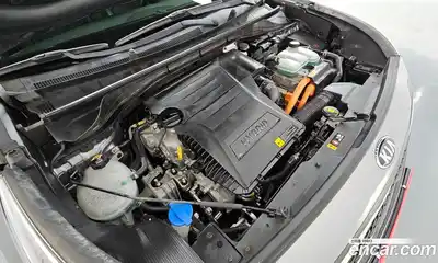 Kia Niro 2018 1.6 Автомат в Москве № 613121, миниатюра 6