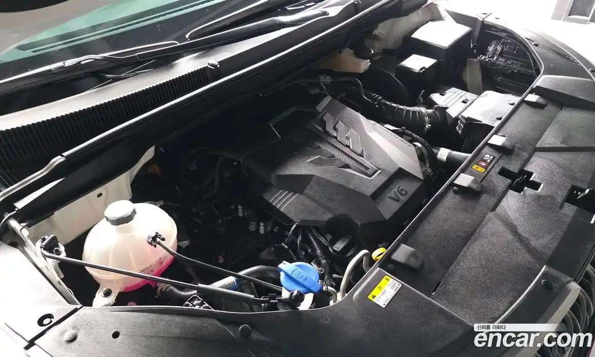 Kia Canival 2023 3.5 Автомат в Москве № 613146, фото 6