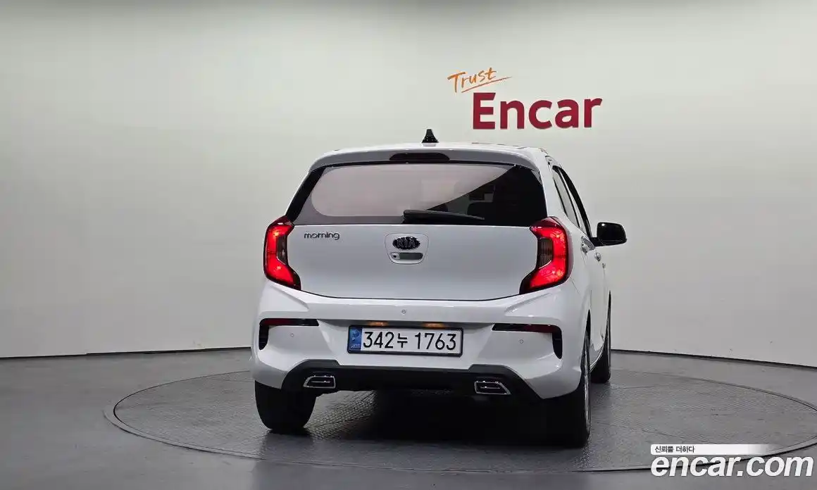 Kia Morning 2021 1.0 Автомат в Москве № 613351, фото 4