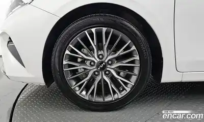 Kia K3 2022 1.6 Автомат в Москве № 613380, миниатюра 5