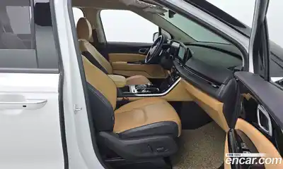 Kia Canival 2023 3.5 Автомат в Москве № 613405, миниатюра 11