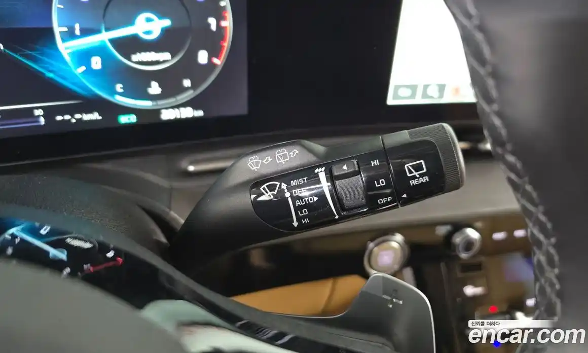 Kia Canival 2023 3.5 Автомат в Москве № 613405, фото 18