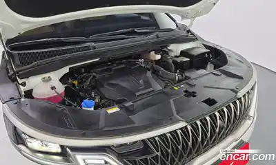 Kia Canival 2023 3.5 Автомат в Москве № 613405, миниатюра 6