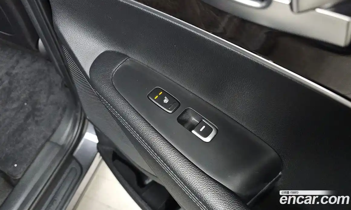 Kia Sorento 2016 2.0 Автомат в Москве № 613407, фото 19