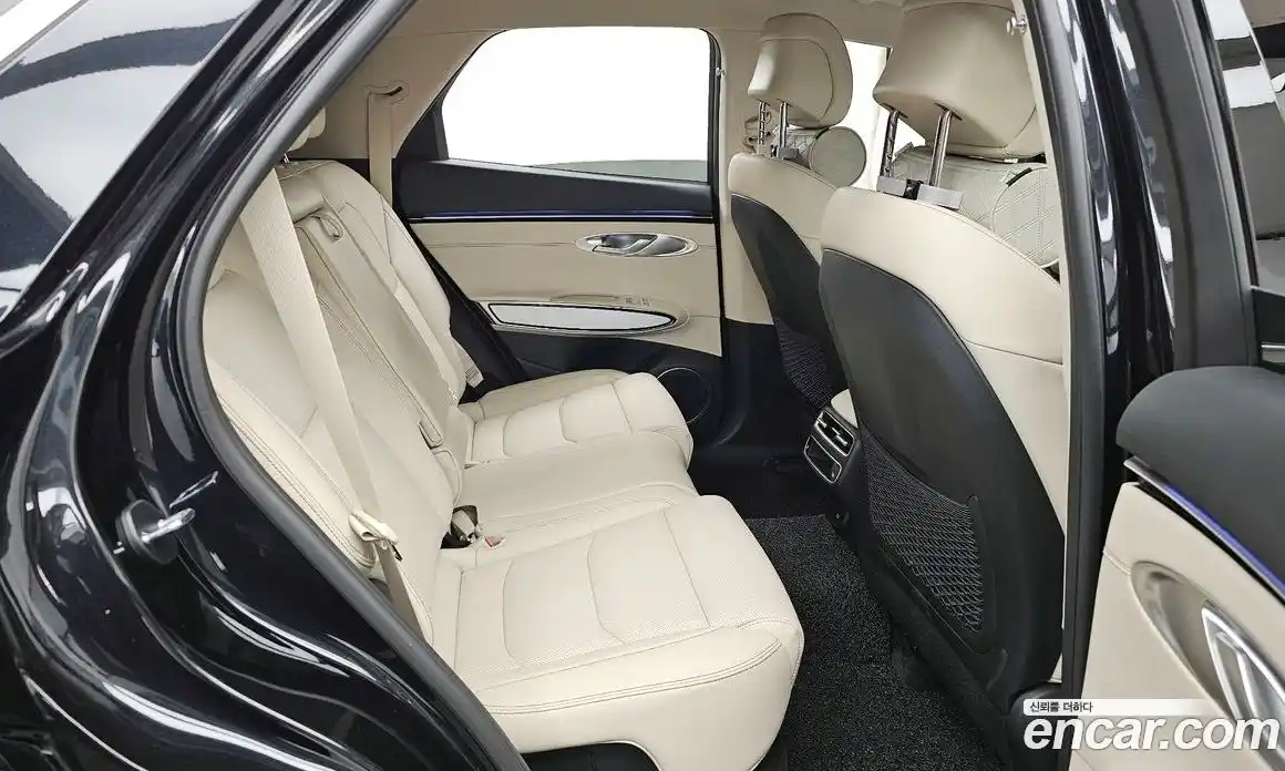 Genesis GV70 2025 2.5 Автомат в Москве № 614500, фото 12